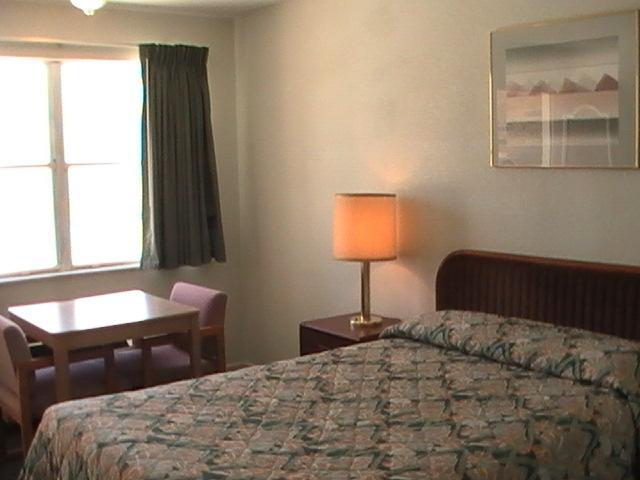 Hometown Inn Galion Zimmer foto