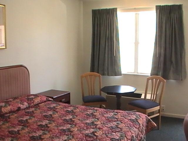 Hometown Inn Galion Zimmer foto